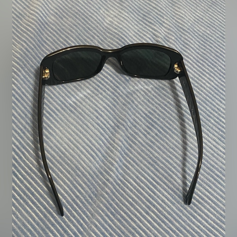 Ray•Ban sunglasses (Style No. RB 4122) - Picture 11 of 16